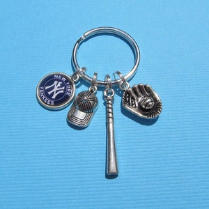 New York Yankees, NY Yankees, Baseball, Great Gift for Any Yankee Fan - Key, Chain, Bracelet or Necklace