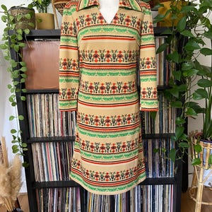 Vintage 1970s Beige Folk Print Dress