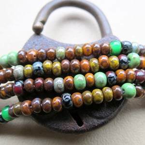 MIX MAYAN SEEDBEADS . Contas de vidro Picasso tchecas . tamanho 6/0 (um fio, 170+ contas) . Contas de sementes tchecas rústicas envelhecidas