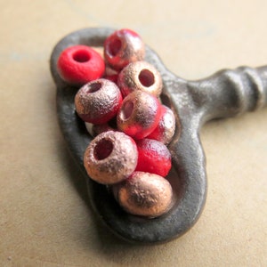 New MATUBO COPPERED REDS  Czech Etched Seed Beads . size 2/0 . (20 beads)