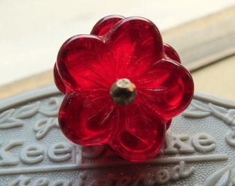 10 FLEURS RUBIS DU SIAM . Perles de fleurs en verre tchèque. 16 mm. Fournitures de fabrication de bijoux