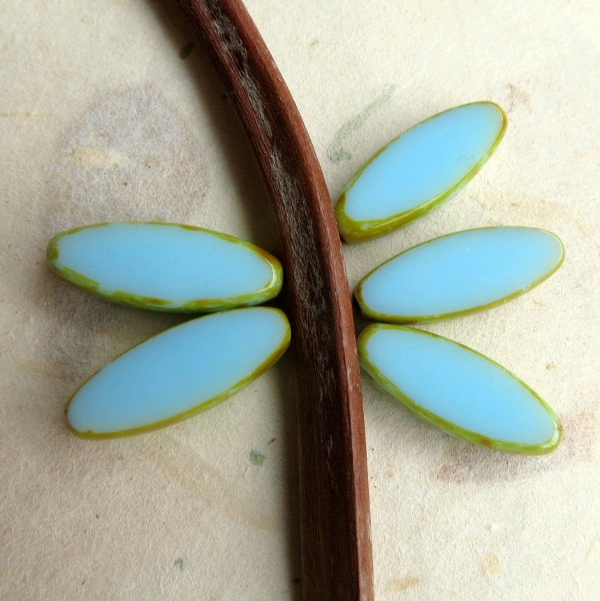 BLUES SKIES PETALS . 6 Czech Picasso Spindle Beads . 18 Mm