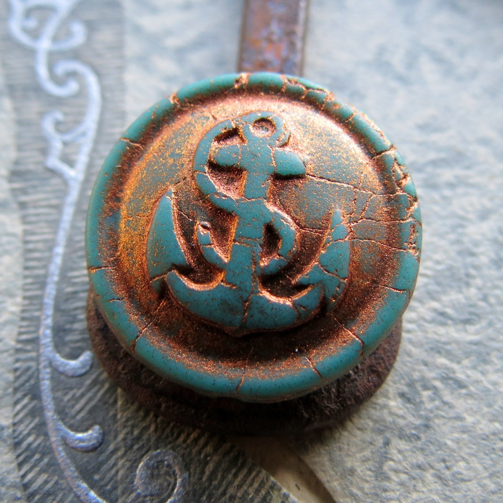 Sale . BRONZED GREEN ANCHORS . Czech Metallic Glass Chunky Etsy UK