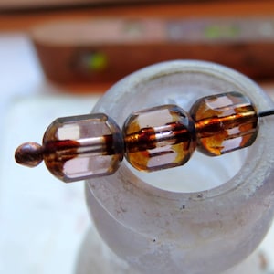 PICASSO ROSALINE BARRELS .  10 Czech Picasso Octagonal Glass Beads .  8 mm beads . Supplies for Jewelry Making