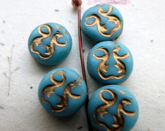 Lot De 70 Perles Vintage En Verre Turquoise Forme Croissant De Lune - Pour Création De Bijoux - Occasion