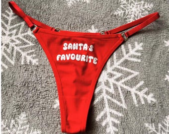 Santa's favoriete rode geribbelde ringdetail feestelijke kerststring - fetisjcadeaus - sexy string - cadeau geile vrouw - cadeau kinky vriendin