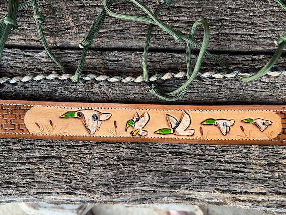 Hand Tooled Leather Duck Call Holder with Para Cord.