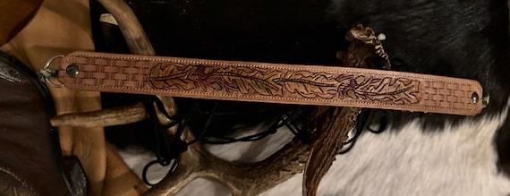 Hand Tooled Leather Duck Call Holder with Para Cord.