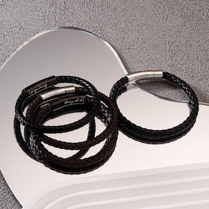 Personalized Engraved Leather Bracelet for Dad, Custom Hidden Message Bracelet for Him, Custom Mens Bracelet, Birthday Gift, Groomsman Gift