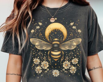 Boho Bee Moon & Stars Shirt Design PNG: Celestial T-Shirt Art
