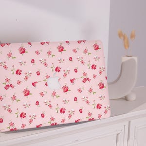 Rosa Floral Thema MacBook Schutzhülle Personalisierter Name für MacBook Air 13/15, Macbook Pro 15 / 16 Apple Laptop 2025 2024 Macbook Cover