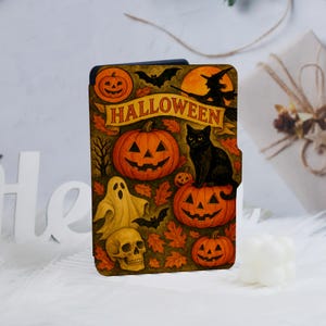 Vintage Halloween Kindle Personalized Case Kindle Paperwhite 1/2/3/4, Paperwhite 6.8&quot;, Kindle Paperwhite Case, Kindle 2024, Kindle 11/12th