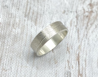 Mens ring, Sterling silver band ring, rustic hammered ring, metalwork, handmade, mens wedding band, gift for him, gift for husband, father