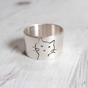 Cat ring, silver cat, personalized pet, cat heads, kitty, cat lovers gift, for girls, graduation gift, sister gift, cute cat, crazy cat lady