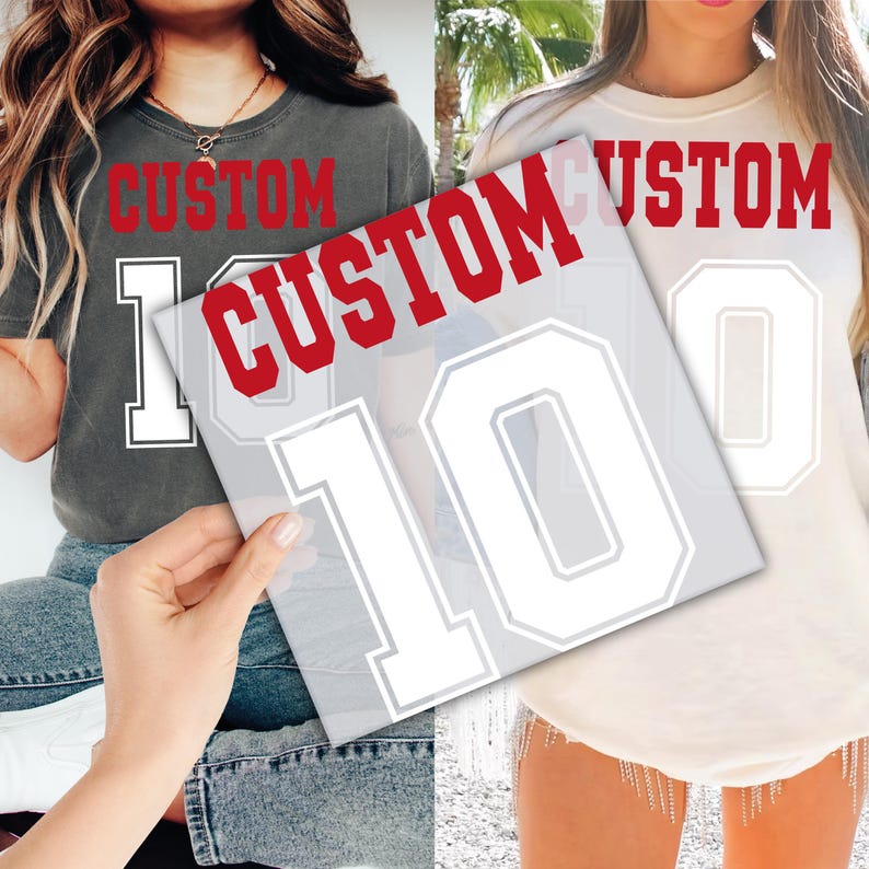 Peut inclure: Deux t-shirts, un gris et un cr&egrave;me, chacun avec le mot "CUSTOM" en lettres rouges. Les chiffres "1" et "0" sont imprim&eacute;s en blanc sur les chemises. Les chemises sont port&eacute;es par une personne.