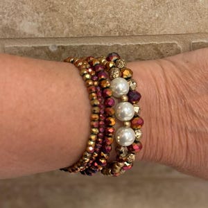 Pink Rose Style Beaded Bracelet Stack White Glass Pearl Stretch Bracelets Set Gold Accented Lava Stone Jewelry