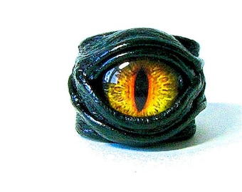 Dragon eye adjustable  real leather ring. Statement ring. Horror leather ring. Evil eye ring. Halloween fantasy ring.