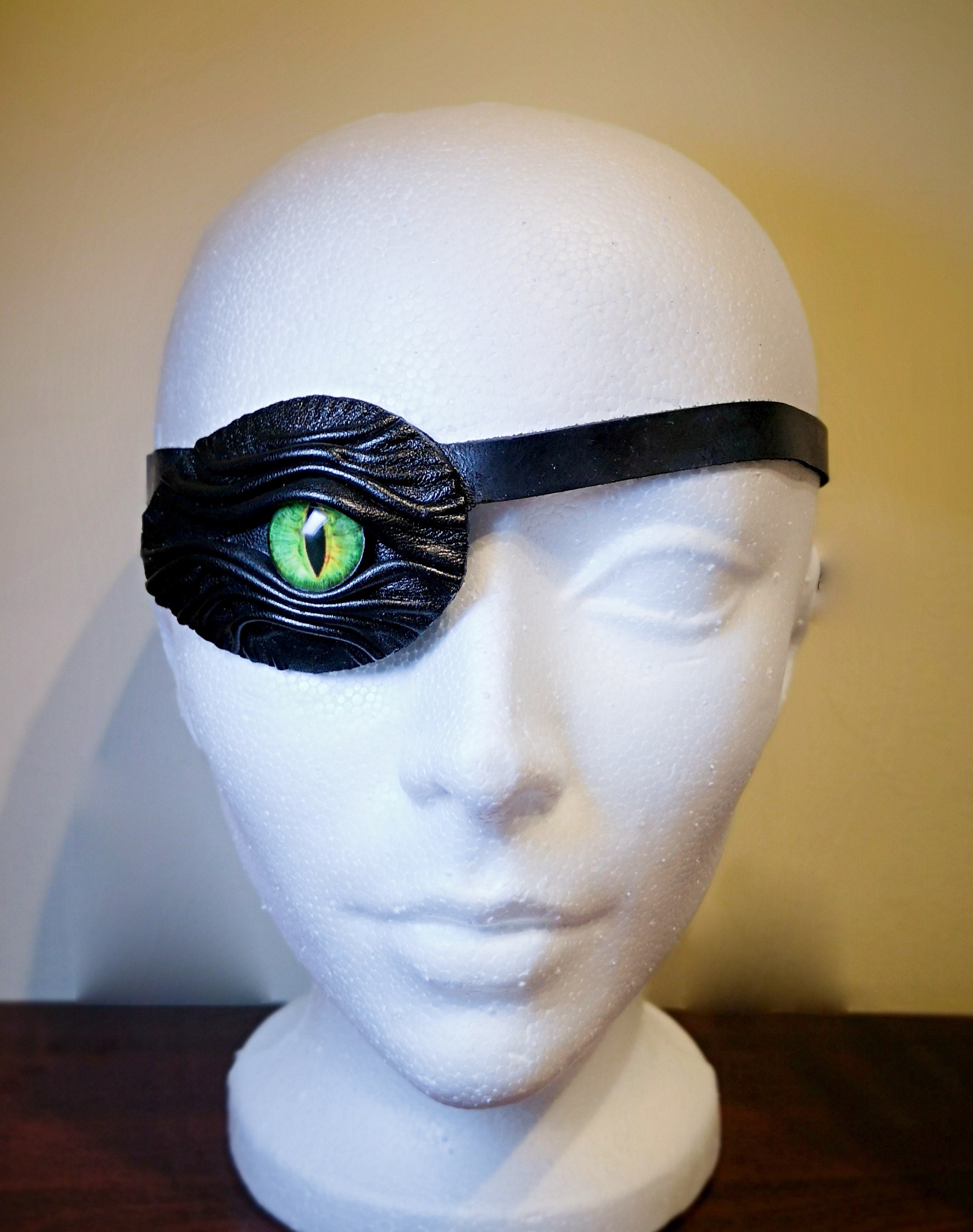 Handmade Black Snake Skin Leather Eye Patch with Buckle. Medical,  Adjustable, Cosplay, Halloween. Suitable for permanent use. For the Right  or Left