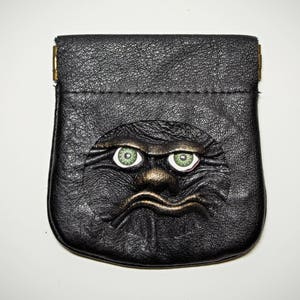 Pochette à langer en cuir | Porte-monnaie | Porte-monnaie pincée d'argent | cuir noir | sac à main souple | portefeuille à cadre flexible | Visage oeil de dragon 3D | sac de dés