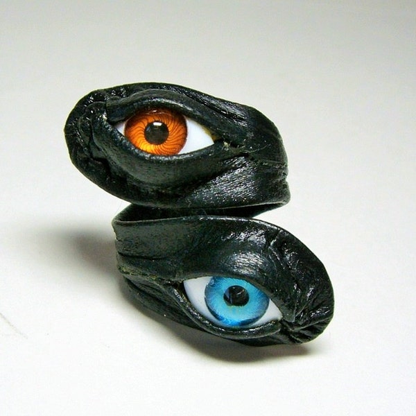 Evil eye adjustable black leather ring. halloween ring. Leather ring. Double ring.