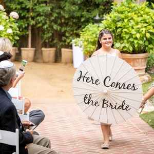 Ring Bearer Flower Girl Accessory Wedding Ceremony Decor Photography Prop Wedding Sign Banner Bridal Parasol Here Comes the Bride Sign