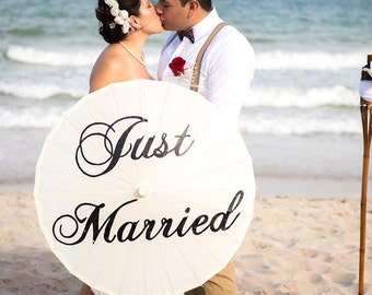 Wedding Just Married Parasol Wedding Umbrella Photography Prop Ivory White Parasol Just Married Custom Ceremony Sign Decor Bridal Accessory