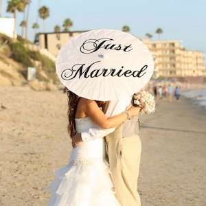 Custom Wedding Just Married Sign Bridal Umbrella Photo Prop White Paper Parasol Wedding Ceremony Decor
