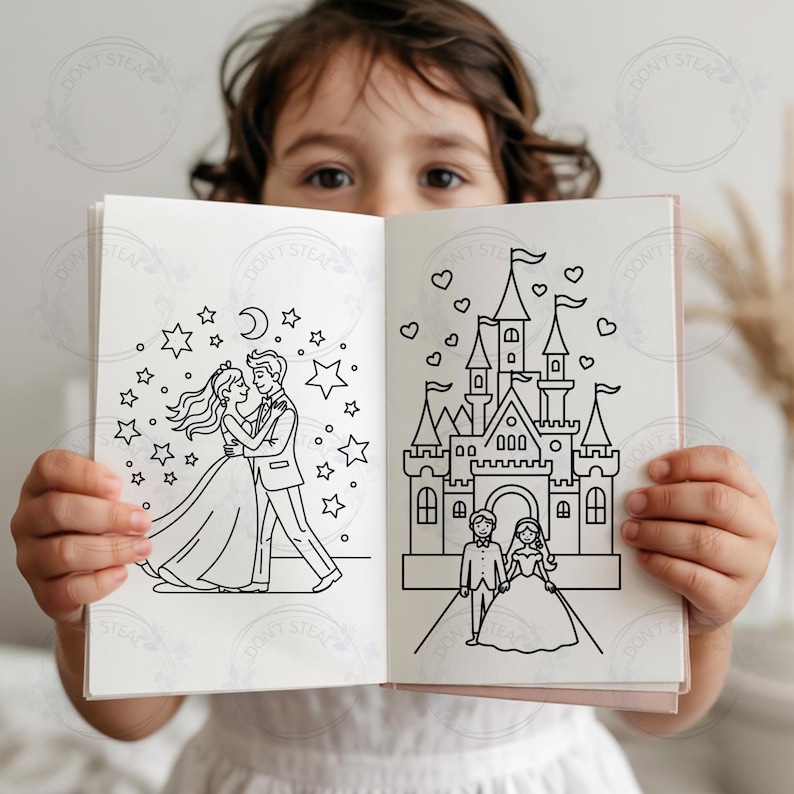 Puede incluir: Un libro para colorear en blanco y negro abierto en una p&aacute;gina con dos ilustraciones. La p&aacute;gina izquierda muestra una pareja bailando bajo una luna creciente y estrellas. La p&aacute;gina derecha muestra un castillo con una pareja de pie frente a &eacute;l.