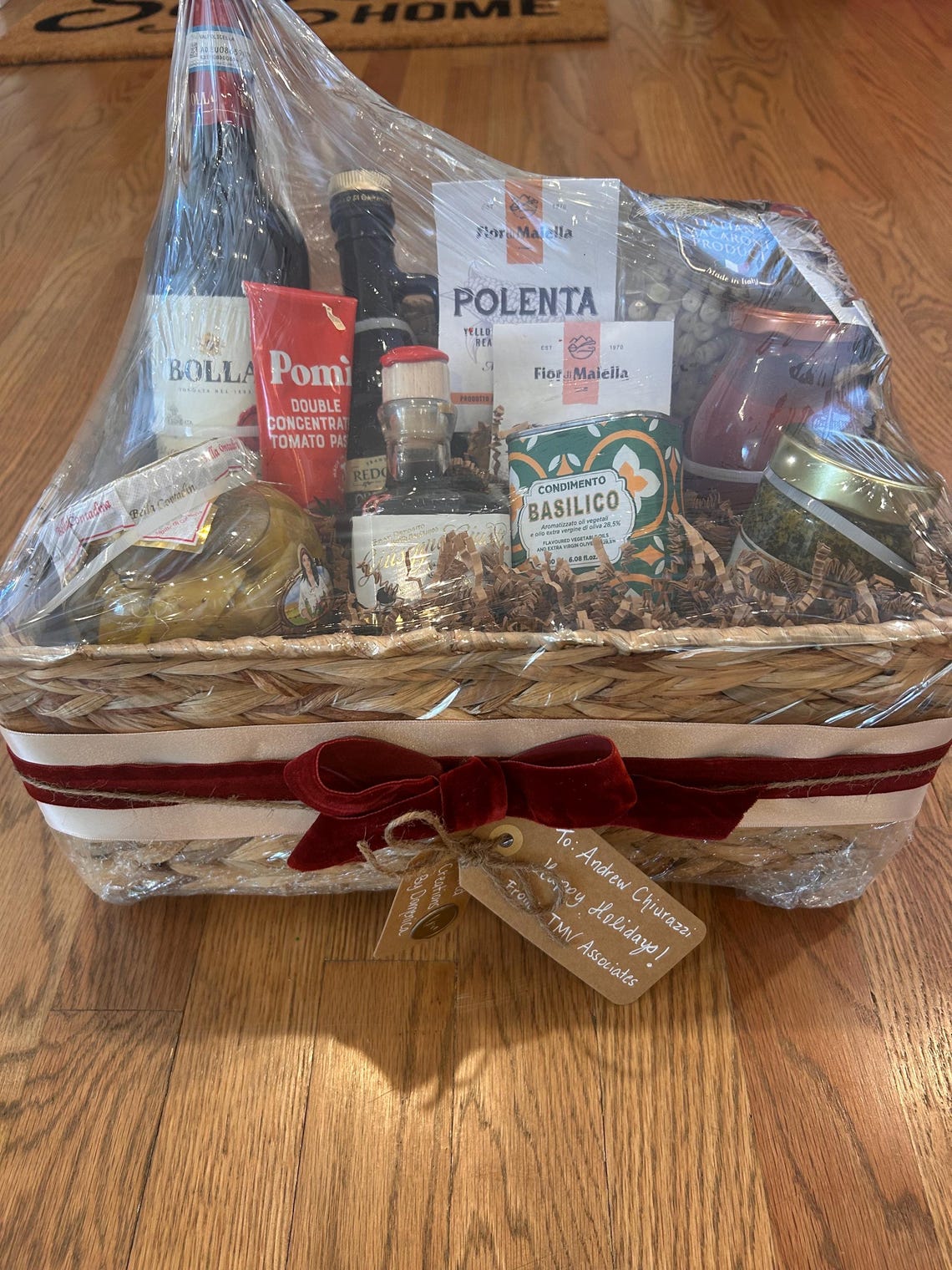 Italian Essence Gift Basket