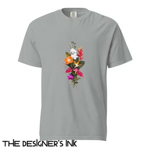 Tropisches Blumenästhetik-T-Shirt, Botanischer Garten T-Shirt, Geschenk T-Shirt, Naturliebhaber Shirt, Hibiskus-Orchideen-Jasmin-Anthurie-T-Shirt, Urlaubs-T-Shirt