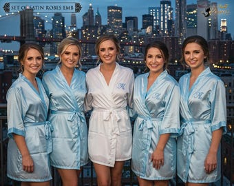 Customized Set of 4,5,6,7,8,9,10, Embroidered Bridesmaid Robes, Bride Robe, Birthday Robes Set of Bridesmaid Robe, Matching Set of Robes
