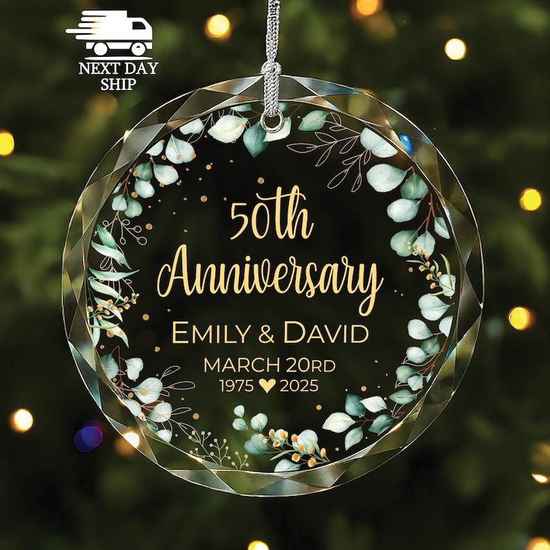 Customized Anniversary Ornament, Custom Glass Ornament, Gift for Parent, Grandparent Ornament, Personalized Couple Ornament immagine 1
