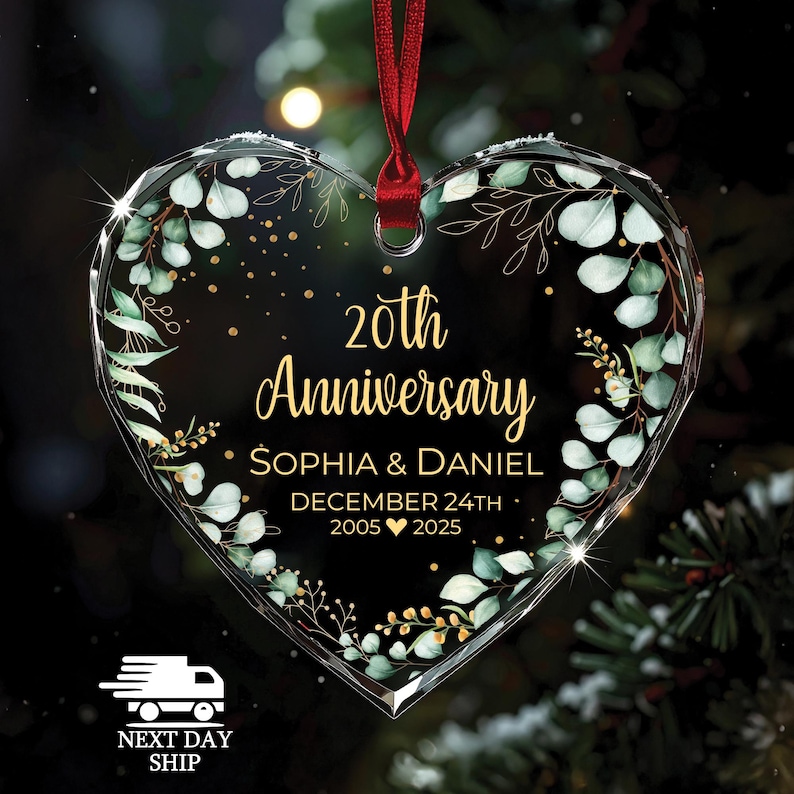 Customized Anniversary Ornament, Custom Glass Ornament, Gift for Parent, Grandparent Ornament, Personalized Couple Ornament immagine 5