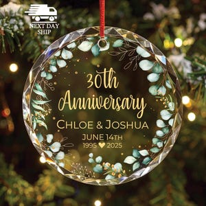 Customized Anniversary Ornament, Custom Glass Ornament, Gift for Parent, Grandparent Ornament, Personalized Couple Ornament immagine 4