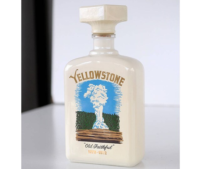 Decanter YELLOWSTONE OLD FAITHFUL 1972 Distillery Anniversary Bourbon