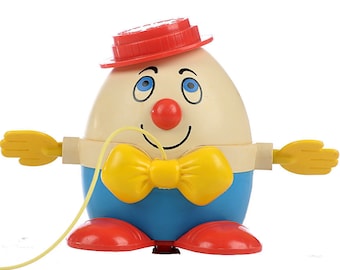 FISHER PRICE HUMPTY Dumpty Toy Pull behind Vintage Christmas Kids child 1970s string rolling wind up hat character face storytime 37