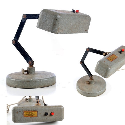 DESK LIGHT INDUSTRIAL Stroblite Co Ny New York Steampunk Mechanical Lighting Factory Garage Bar Fixture Restaurant Shop Office shops Florescent