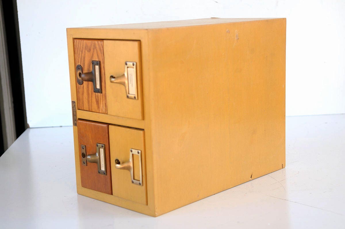 CABINET INDUSTRIAL Gaylord Bros Inc 1900's Desktop Inventory