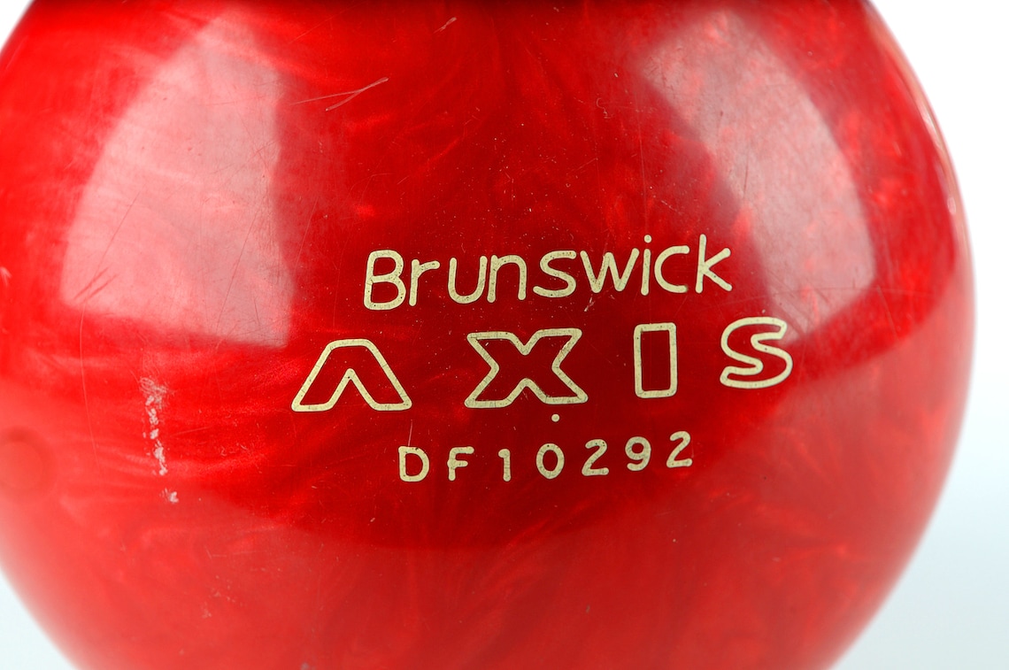BOWLING BALL 16 Lb New BRUNSWICK axis Undrilled score Vintage Etsy
