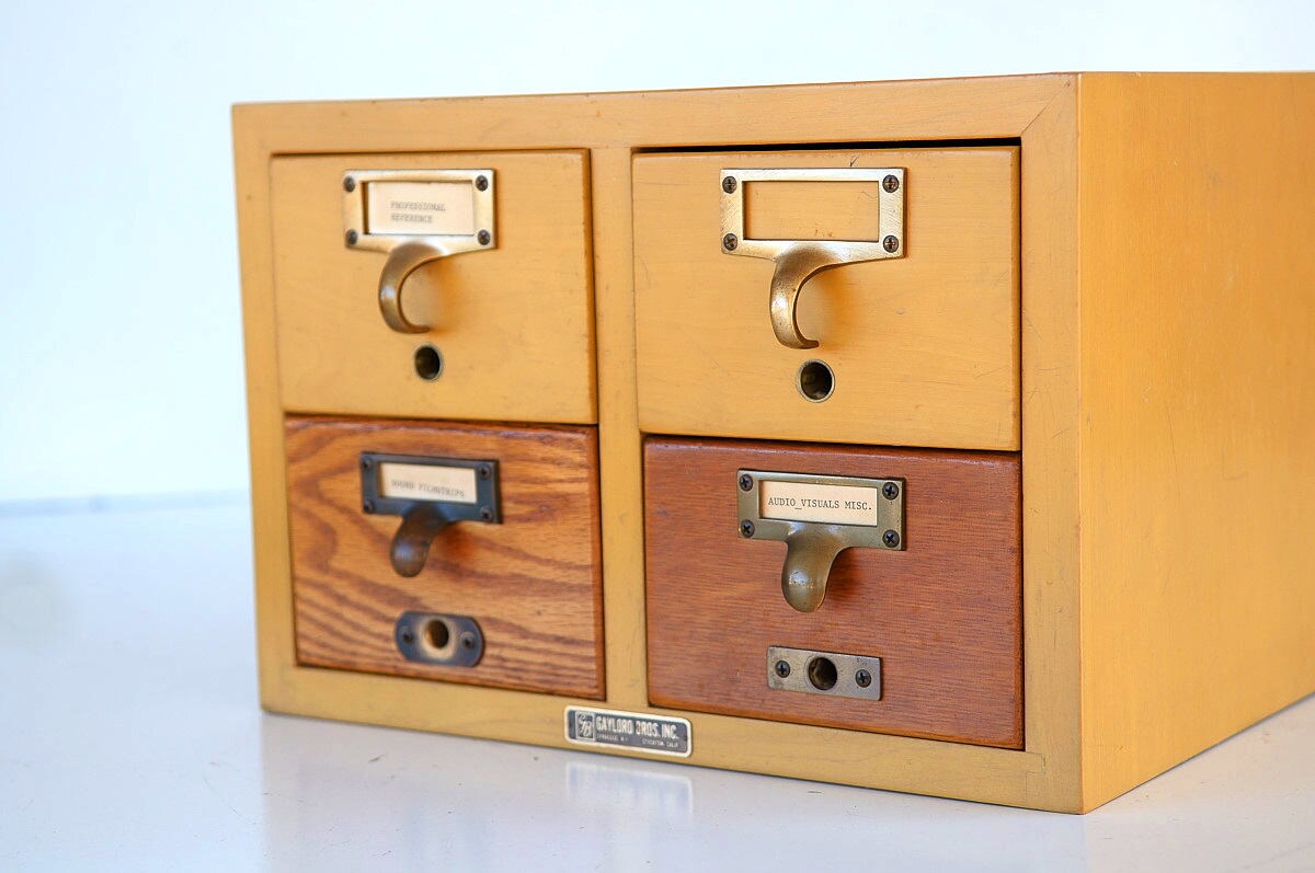 CABINET INDUSTRIAL Gaylord Bros Inc 1900's Desktop Inventory
