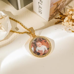 Custom Gold Necklace, Locket Necklace with Photo, Gold Plate Necklace, Birthday Gift for Her, Custom Round Photo Pendant, Bridesmaid Gifts