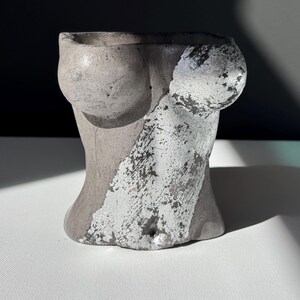 Artistic Female Body Candle - 12OZ Eco-Friendly Soy Wax Candle with Silver Plaster Mold - Contemporary Home Decor Accent