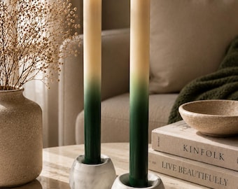 Juego de 2 velas cónicas degradadas en verde botella, velas de cera de soja de 24 cm, decoración de mesa navideña hecha a mano, decoración romántica hecha a mano para bodas