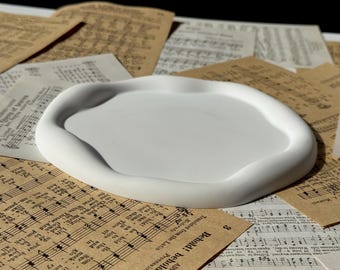 Small Ceramic Tray – Minimalist White Dish – Sculptural Catchall – Handmade Pottery Bowl
