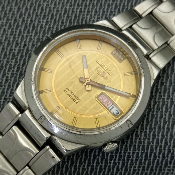 Genuine Vintage Seiko 5 Automatic 7S26A Japan Mens Original Dial Watch A246-U View 6