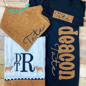 Highland Cow Gift Set for baby boy - Black and brown - Personalized Baby Shower Gift - Highland Cattle Nursery theme