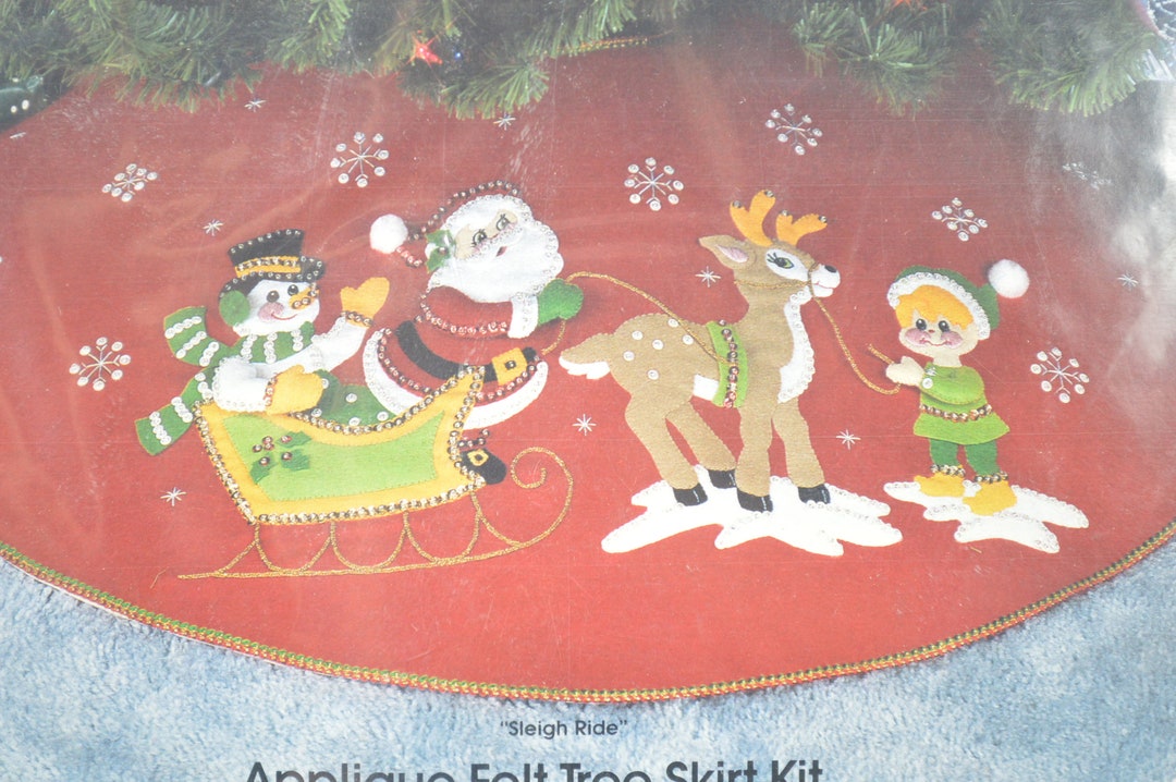 Vintage Santa Claus Felt Christmas Tree Skirt Kit Paragon Etsy