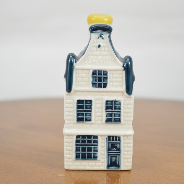 Vintage #16 KLM BOL Royal Distillery Blue Delft Holland canal house airline collectible souvenir miniature ceramic house