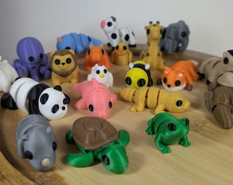 Mini Pocket Pets - 3D Printed Articulated Fidget Toys, Tiny Animal Companions, Collectible Bundle