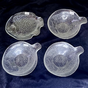 Vintage “Arcoroc Poisson”  Glass Flounder Shaped Serving Bowls and Platter - Made in France